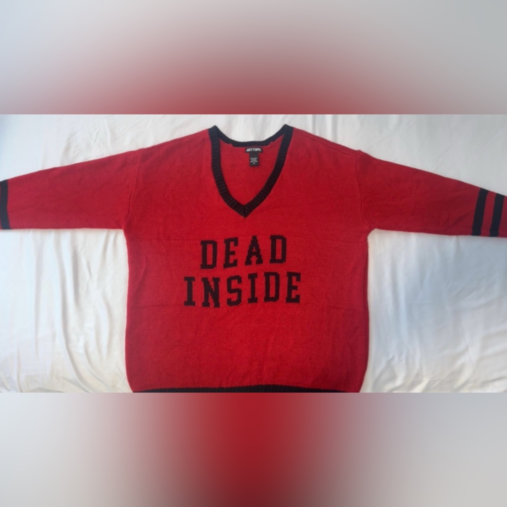 Hot Topic, large, red and black long sleeve sweater